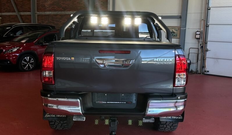 
								Toyota Hilux Arctic Trucks AT37 2018 full									