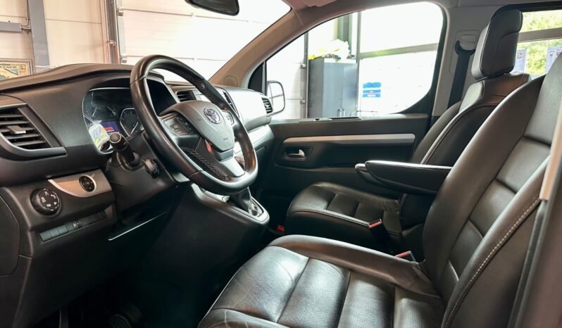 
								Toyota Proace Verso 120 ch — 2018 full									