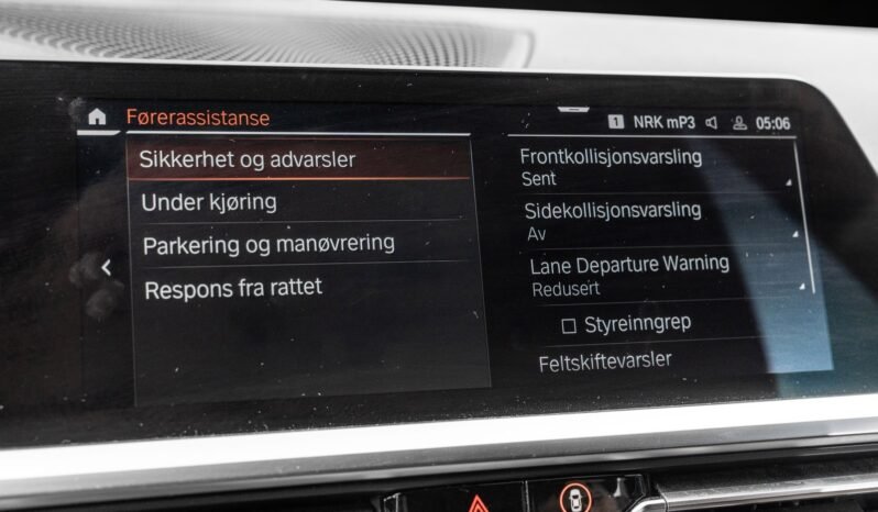 
								BMW 330e Berline xDrive M Sport – 296 ch – Hybride Rechargeable – ACC – HUD – Commande gestuelle – Cuir Vernasca – Laser – Fixation en H full									