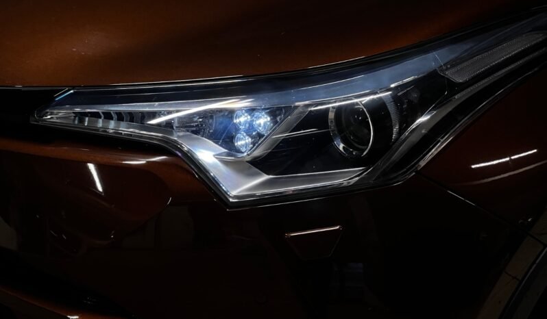 
								Toyota C-HR Suprême – Croisière – Combiné R. – Sans clé full									
