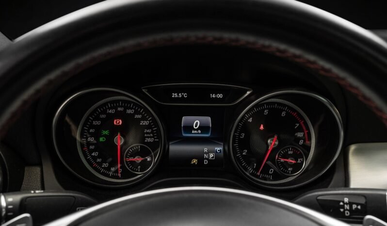 
								Mercedes-Benz CLA 180 2x AMG Facelift — 2017 full									
