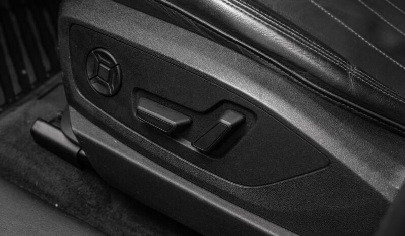 
								Audi e-tron 55 quattro Black Optics – ACC, Caméra, Cuir, Climatisation, Norvégien, Attelage full									