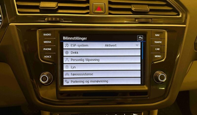 
								Volkswagen Tiguan 1.4 TSI 150 ch 4MOTION DSG | Cuir | Mémoire | Crochet | Webasto | Caméra | Navigation full									