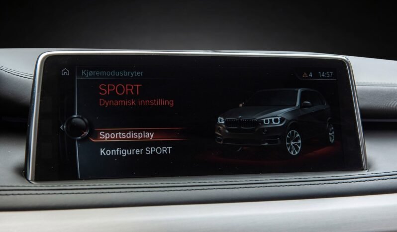 
								BMW X5 xDrive40e M-Sport — 2017 full									