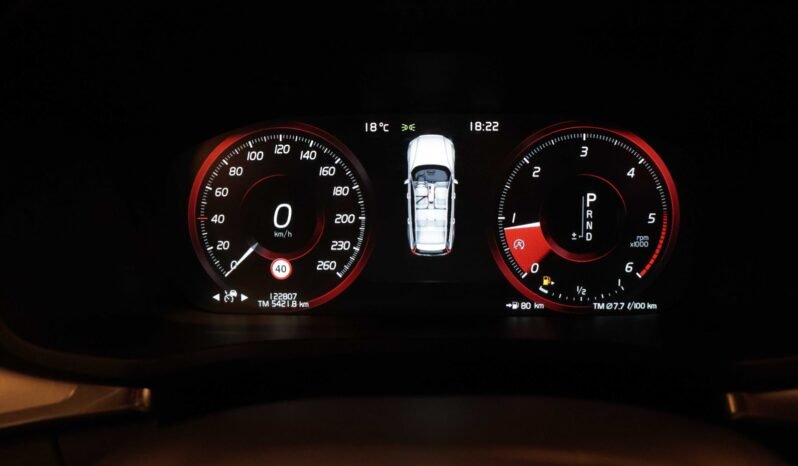 
								Volvo V60 Cross Country D4 190 ch AWD | Momentum | Automatique | Navigation | DAB+ | Chauffage | Crochet | Coffre de toit full									