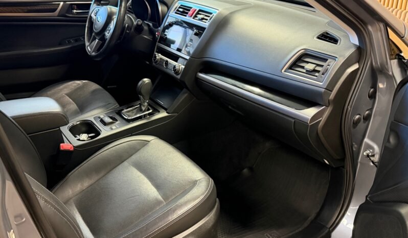 
								Subaru Outback 2.5i 175 ch Premium | Cuir | Toit ouvrant | Automatique | Navigation | AWD | Écran tactile full									