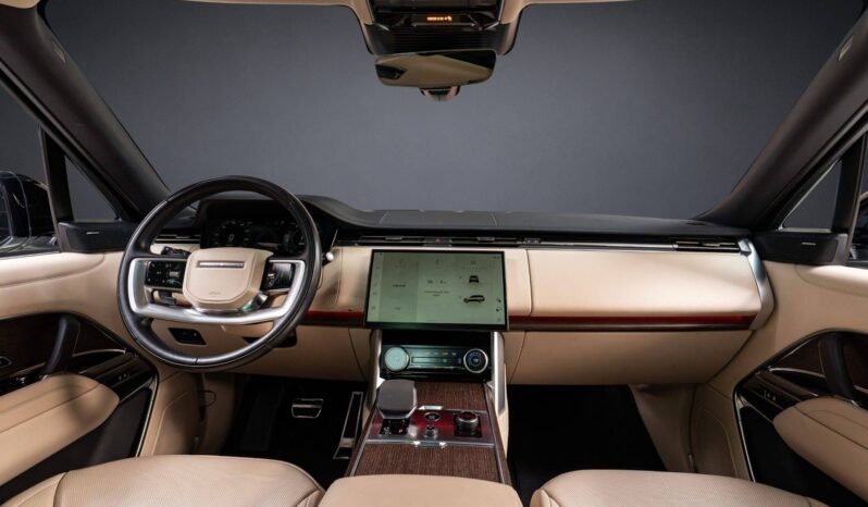 
								Land Rover Range Rover P440e SE AWD | 440 ch | PHEV | 360° | Meridian | Panoramique | ACC full									