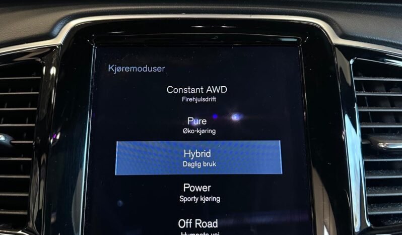
								Volvo XC90 T8 408 ch R-Design — 2017 full									