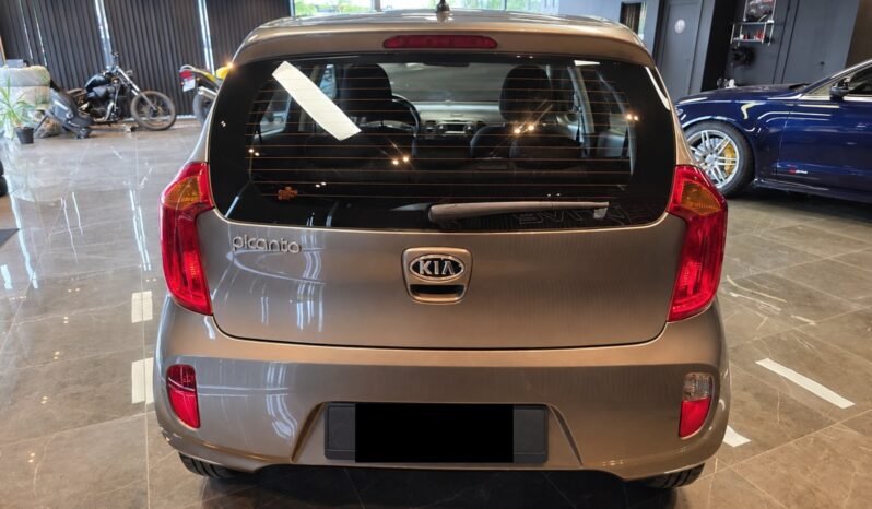 
								Kia Picanto 1.2 essence de 2012 avec boîte automatique, full									