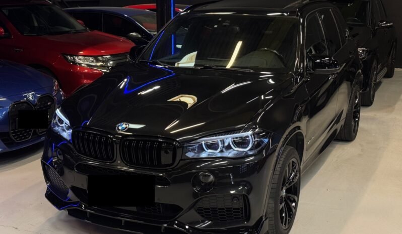 
								BMW X5 xDrive40e/ M-SPORT/ H&K/ NAVI/ HUD/ PANO/ NUIT/ SOFT full									