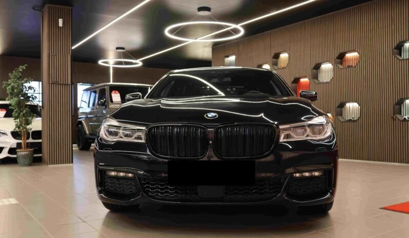 
								BMW 740Le xDrive iPerformance M Sport | HUD | ACC | Soft-Close | Pano | Laser | B&W full									