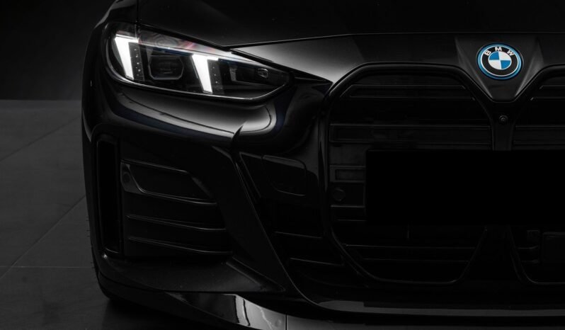 
								BMW i4 M50 xDrive Fully Charged – HUD, Harman Kardon, Cuir, Attelage, Norsk, BSI full									