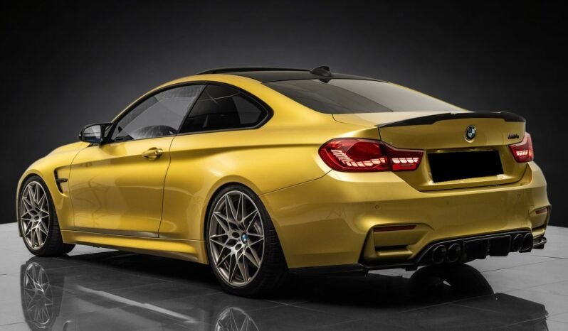 
								BMW M4 Competition 450 ch DKG – Carbone – Cuir – Harman Kardon – Affichage tête haute – Toit ouvrant full									