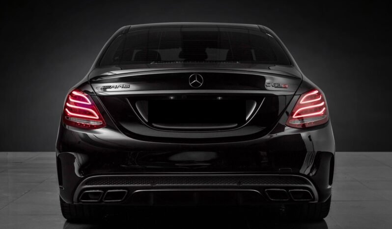 
								Mercedes-Benz C 63 S AMG 510 ch – Performance – CarPlay – LED – Échappement Sport full									