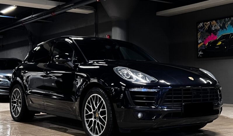 
								Porsche Macan S 211 ch – PASM – ACC – PANO – BOSE – WEBASTO – ATTELAGE full									
