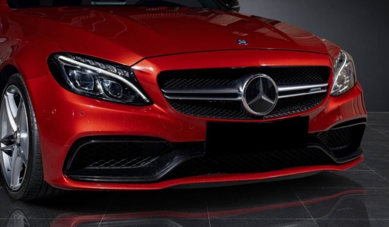 
								Mercedes-AMG C 63 476 ch | V8 Biturbo | Échappement Sport | Panoramique | Burmester | Pack Nuit full									