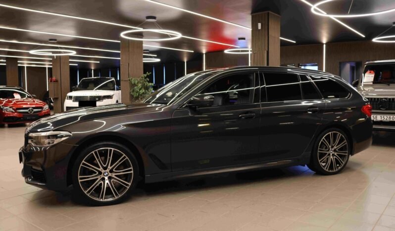 
								BMW 520d xDrive M Sport | 193 ch | HUD | ACC | Harman Kardon | Pano | Webasto full									