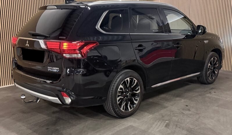 
								Mitsubishi Outlander PHEV 2017 full									