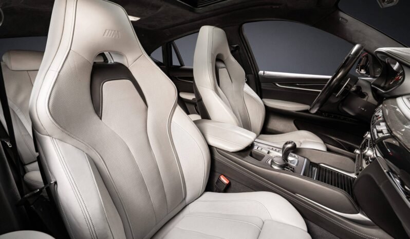 
								BMW X6 M 575 ch | V8 4.4 Bi-Turbo | HUD | Harman Kardon | Toit ouvrant | 360° | Mémoire | Caméra | Cuir full									