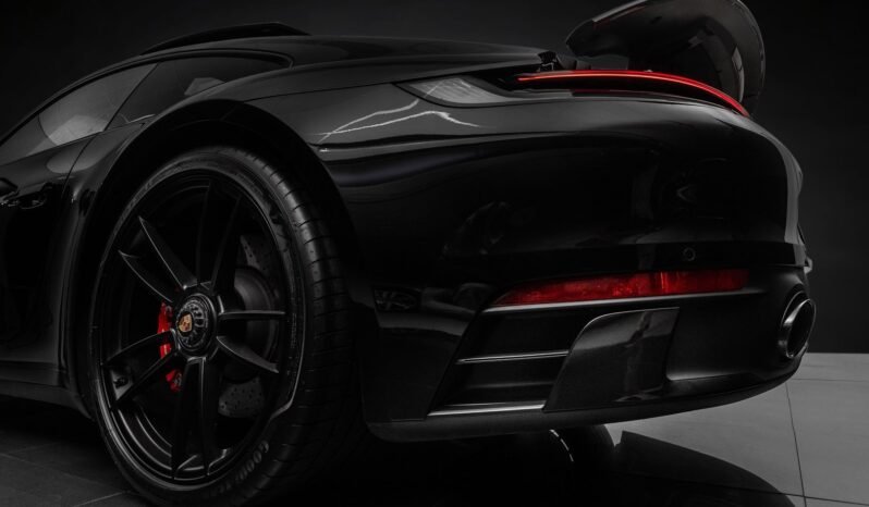 
								Porsche 911 Carrera 4 GTS PDK 480HK,18Veis,Chrono,Bose,Panorama full									