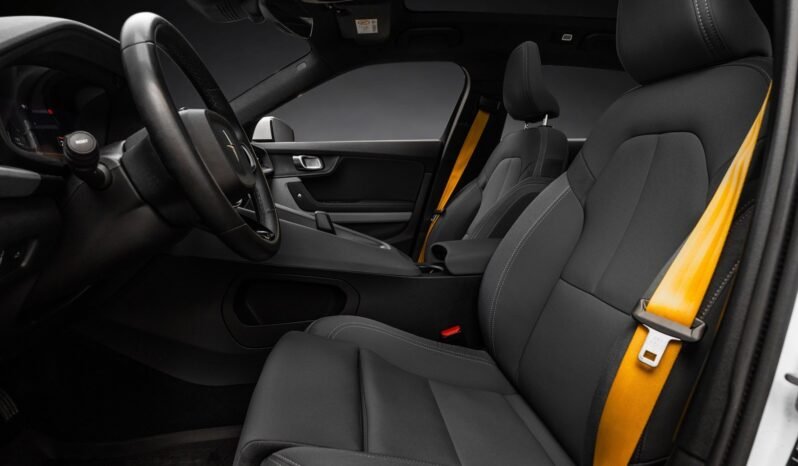 
								Polestar 2 Long Range AWD Performance 408 ch, ACC, Caméra 360°, Harman Kardon, Toit panoramique, 1 Propriétaire full									