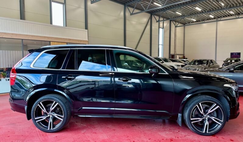 
								Volvo XC90 T8 408 ch R-Design — 2017 full									
