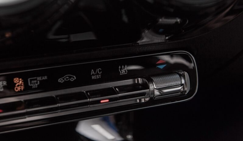 
								Mercedes-Benz A 220 190 ch 4MATIC 2x AMG – Widescreen, Distronic, Pack Nuit, 1 Propriétaire full									