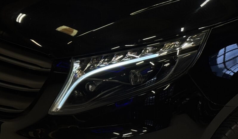 
								Mercedes-Benz Vito 119 CDI 4MATIC de 2023. full									