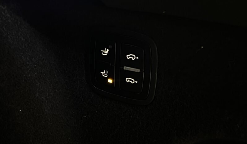 
								Porsche Macan S 211 ch – PASM – ACC – PANO – BOSE – WEBASTO – ATTELAGE full									