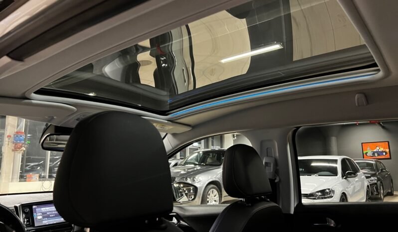 
								Peugeot 2008 GT-Line – Automatique – 110 ch – Panoramique – Nouvelle Version UE full									