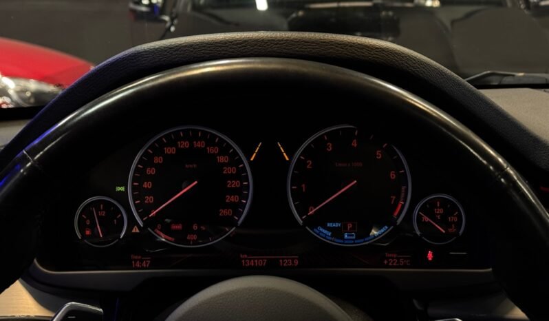 
								BMW X5 xDrive40e/ M-SPORT/ H&K/ NAVI/ HUD/ PANO/ NUIT/ SOFT full									