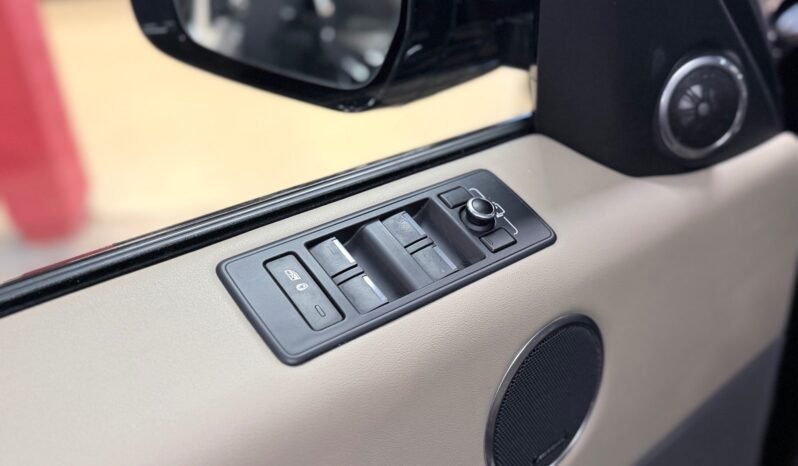 
								Land Rover Range Rover Sport 3.0 TDV6 de 211 ch full									