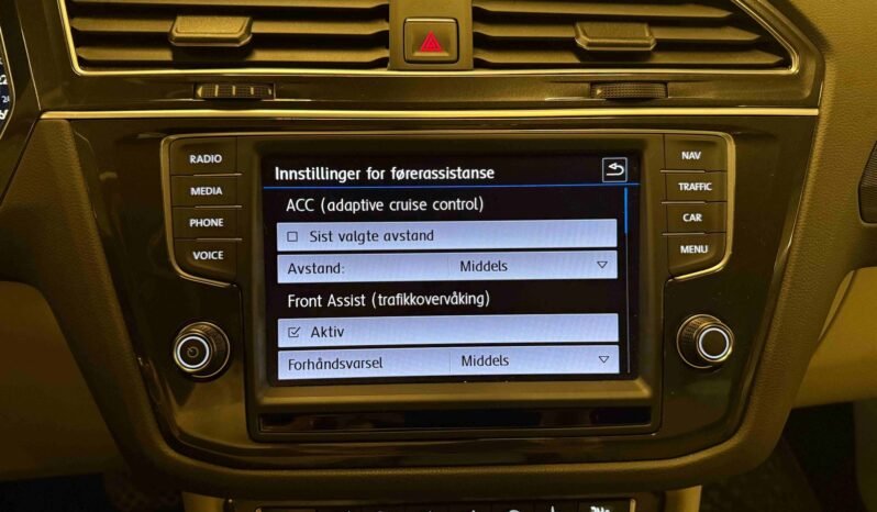 
								Volkswagen Tiguan 1.4 TSI 150 ch 4MOTION DSG | Cuir | Mémoire | Crochet | Webasto | Caméra | Navigation full									