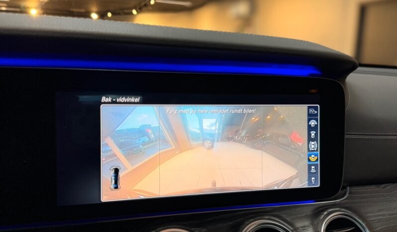 
								Mercedes-Benz E 350 e 2x AMG — 299 ch — 2018 full									