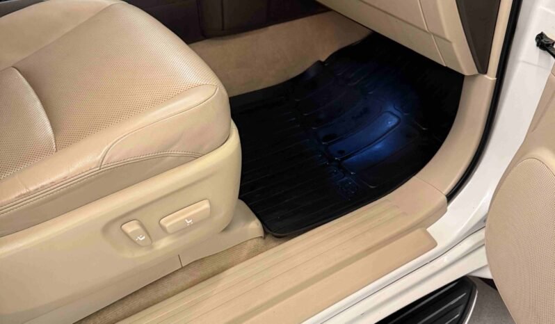 
								Toyota Land Cruiser GX 2.8 D-4D 177 ch | 4×4 | Automatique | ACC | 360° | Webasto | Attelage | Éclairage supplémentaire full									