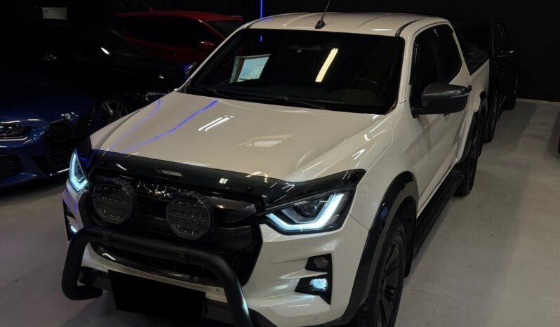 
								Isuzu D-Max Black Edition 2021 – 1.9 Diesel 163 ch – automatique full									