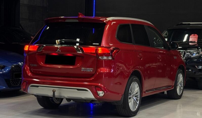 
								Mitsubishi Outlander 1 PROPRIÉTAIRE / PHEV / HYBRIDE / 4×4 / CONDUITE À DROITE / CAMÉRA À DROITE / NEUF UE full									