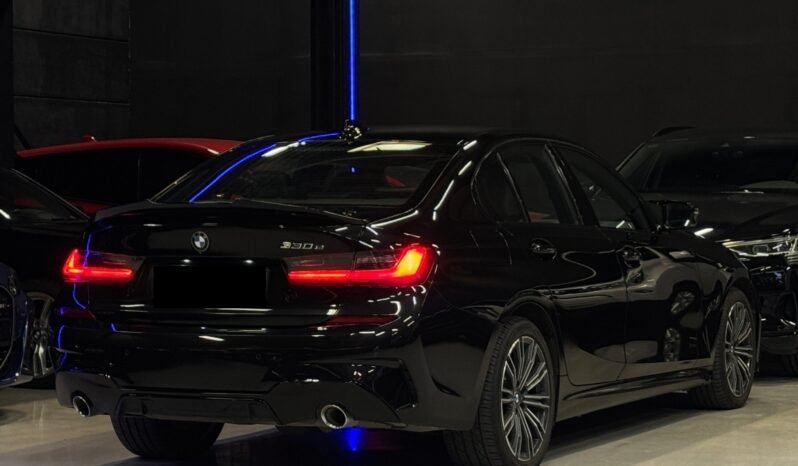 
								BMW 330e 330e/ M-SPORT/ NAVI/ PDC/ FOSSE À COQ VIVANT/ AMBIANT/ full									