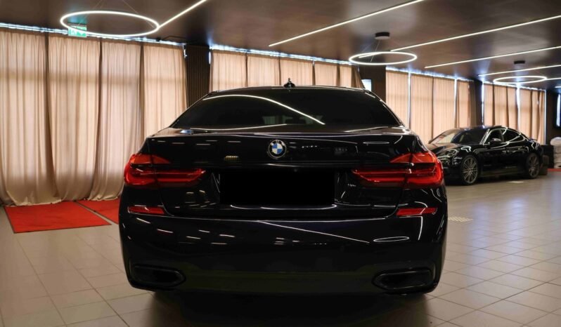 
								BMW 740Le xDrive iPerformance M Sport | HUD | ACC | Soft-Close | Pano | Laser | B&W full									