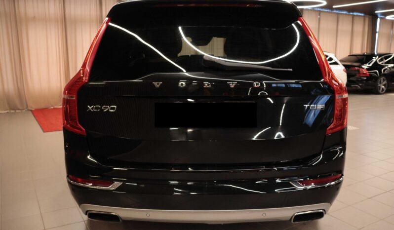 
								Volvo XC90 T8 AWD Inscription | 7 Places | Cuir | Air | B&W | ACC | Pano | Crochet full									