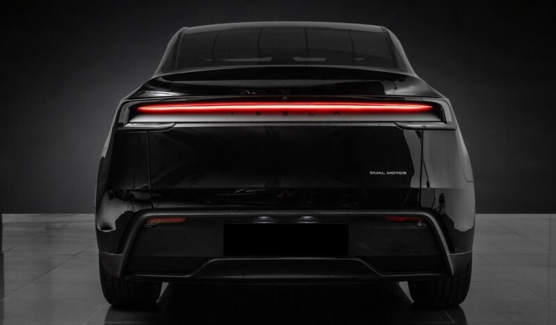 
								Tesla Model Y Long Range AWD Juniper Premium / 514 ch / 600 km WLTP / Sièges ventilés / Premium Audio / Toit panoramique / Norvégien full									