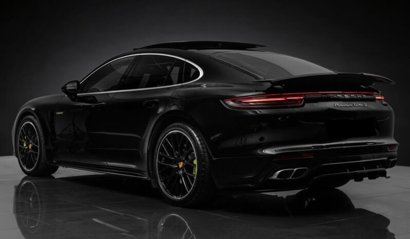 
								Porsche Panamera Turbo S E-Hybrid 680 ch SportDesign / 360° / ACC / Burmester / Toit panoramique / Soft-Close full									