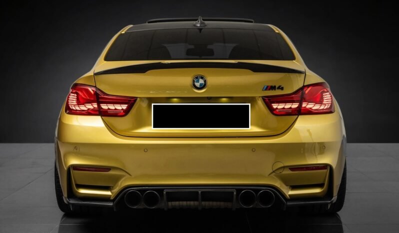 
								BMW M4 Competition 450 ch DKG – Carbone – Cuir – Harman Kardon – Affichage tête haute – Toit ouvrant full									