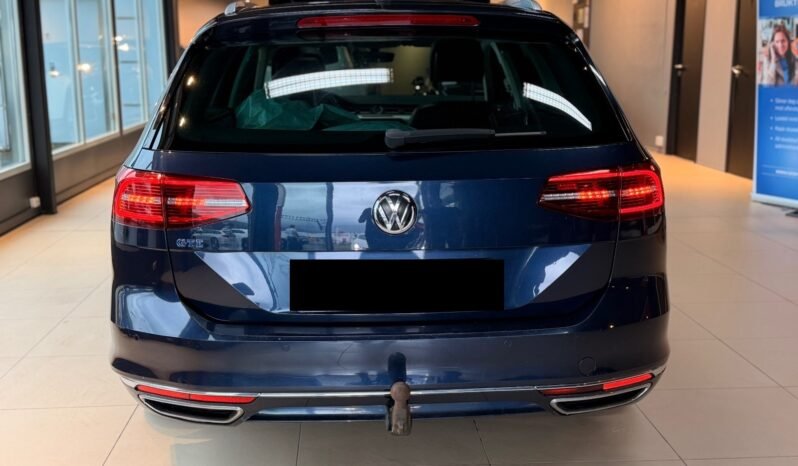 
								Volkswagen Passat GTE 272 ch Highline – Cuir/Alcantara, Toit panoramique, Attelage full									