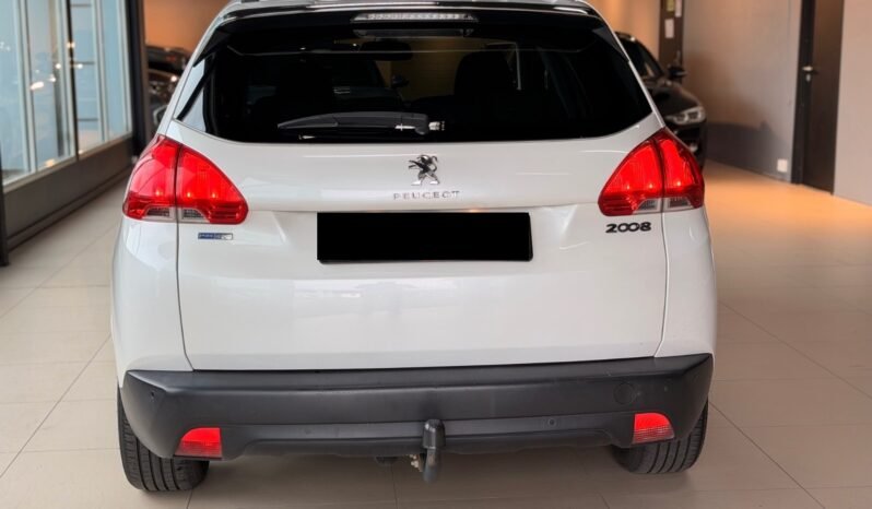 
								Peugeot 2008 1.2 PureTech 110 ch – Automatique, DAB, Toit panoramique, LED full									