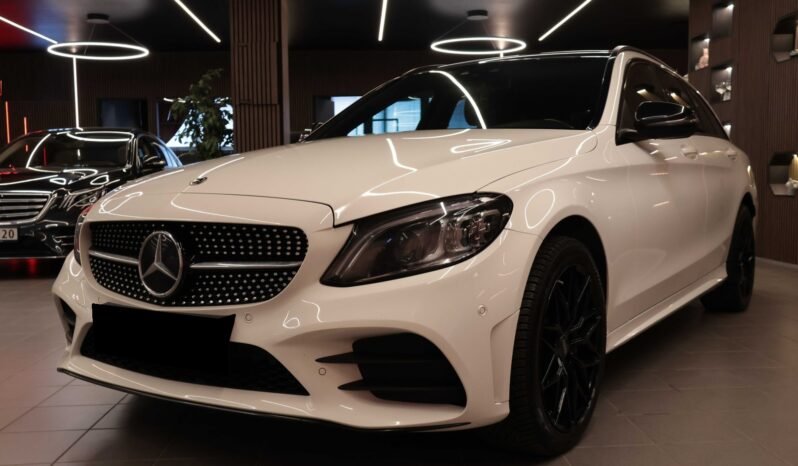 
								Mercedes-Benz C 220 d 4MATIC AMG | Burmester | Pano | Pack Nuit | Attelage | Facelift full									