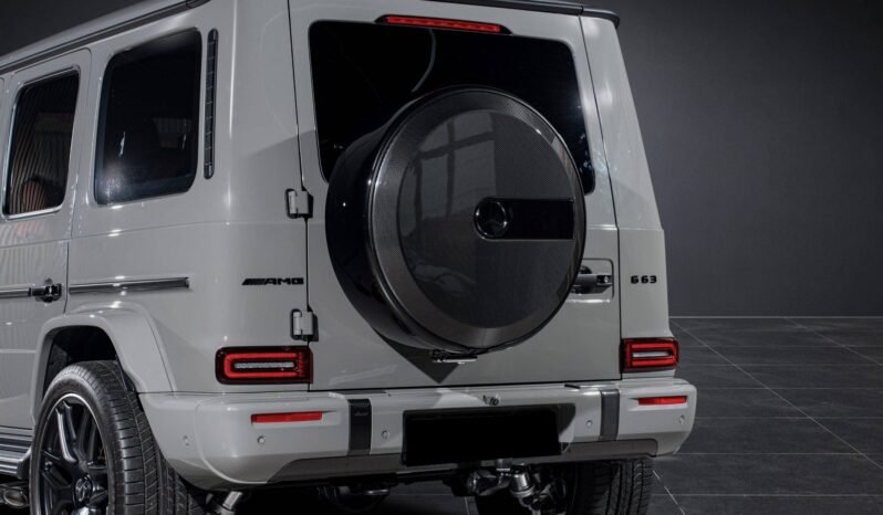 
								Mercedes-AMG G 63 605 ch | V8 Biturbo | 4MATIC | Mild-Hybrid | AMG Performance | Équipement haut de gamme full									