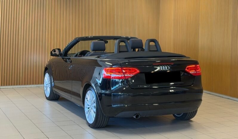
								Audi A3 Cabriolet 1.6 TDI 105 ch | Manuelle | Noir full									