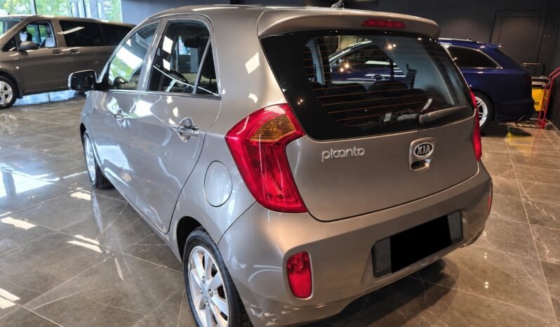 
								Kia Picanto 1.2 essence de 2012 avec boîte automatique, full									