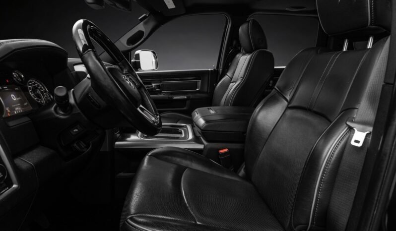 
								🚘 Dodge Ram 1500 5.7 V8 HEMI Limited Longhorn Crew Cab, Navigation, Cuir, Toit ouvrant full									